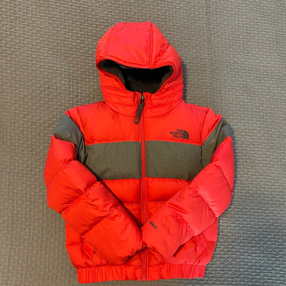 Excellent condition! The North Face boys coat
